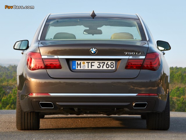 BMW 750Li (F02) 2012 photos (640 x 480)