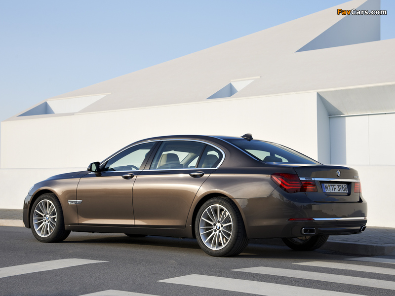 BMW 750Li (F02) 2012 wallpapers (800 x 600)