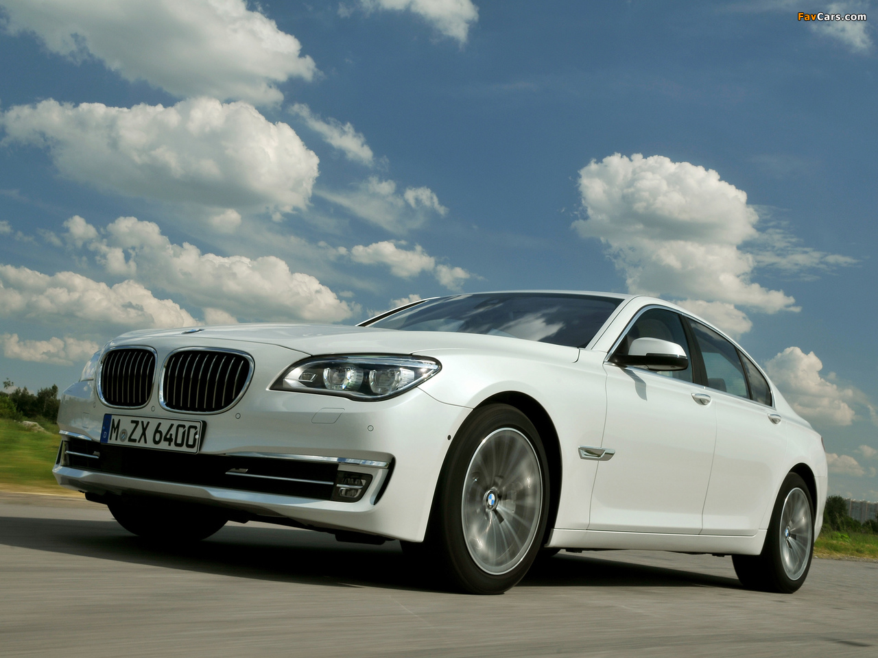 BMW 750i (F01) 2012 wallpapers (1280 x 960)