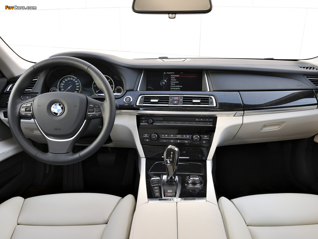 BMW 750d xDrive (F01) 2012 wallpapers (1024 x 768)