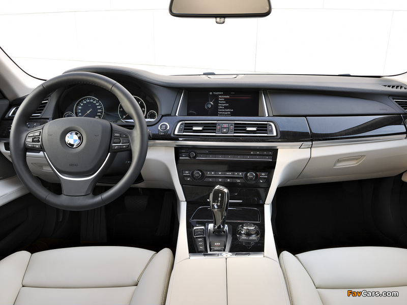 BMW 750d xDrive (F01) 2012 wallpapers (800 x 600)
