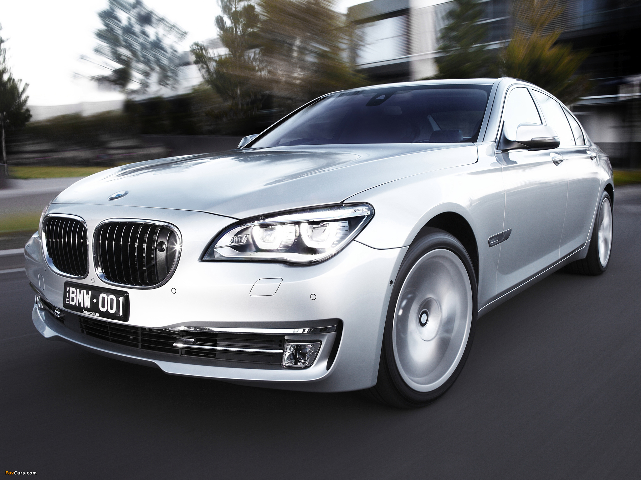 BMW 750i AU-spec (F01) 2012 wallpapers (2048 x 1536)