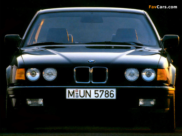 BMW 7 Series (E32) 1986–94 pictures (640 x 480)