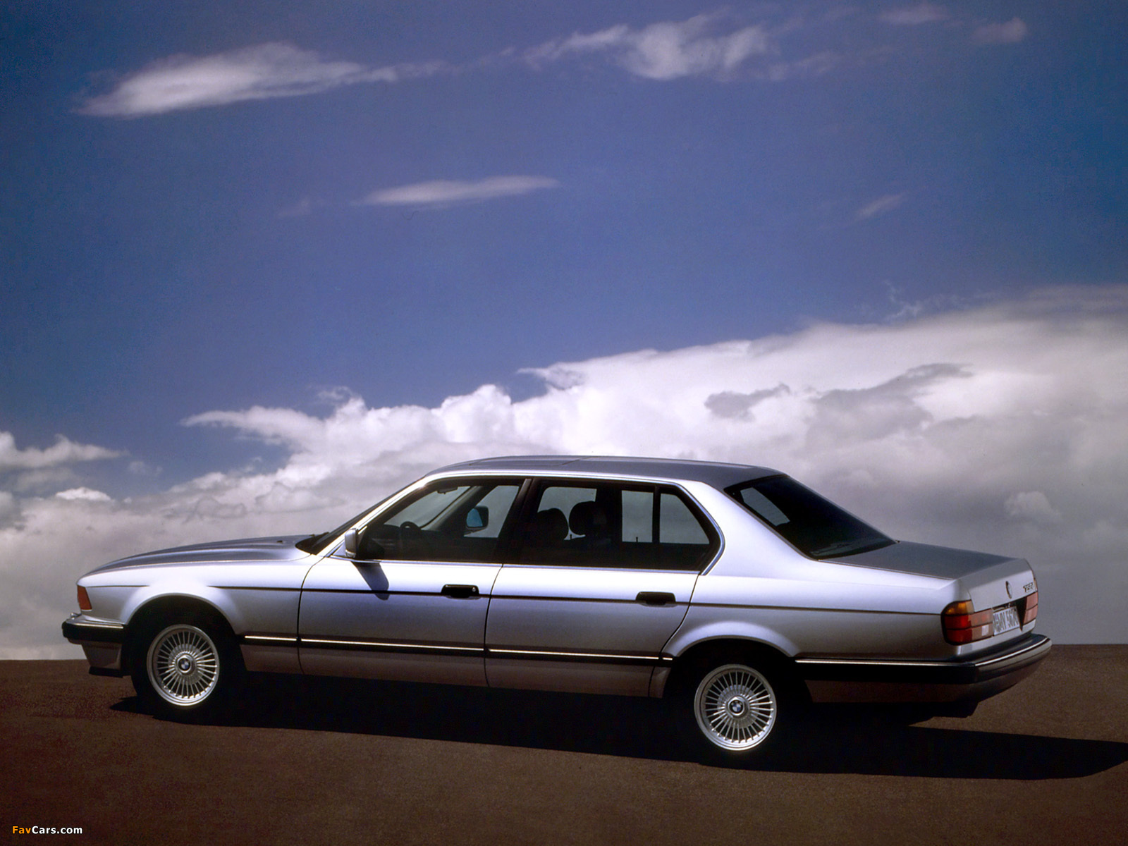 BMW 750i (E32) 1987–94 images (1600 x 1200)