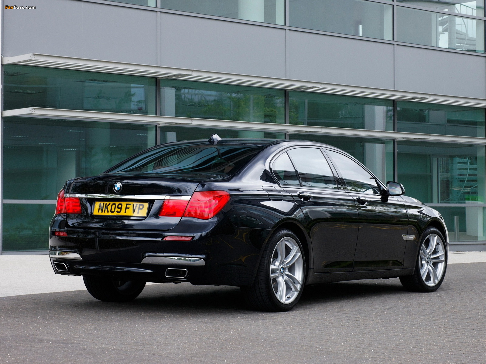 BMW 740d M Sports Package UK-spec (F01) 2009 images (1600 x 1200)