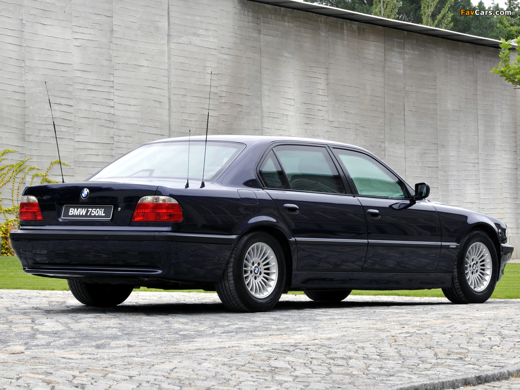 Images of BMW 750iL Security (E38) 1998–2001 (1024 x 768)