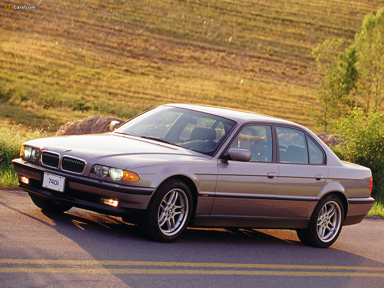 Images of BMW 740i US-spec (E38) 1998–2001 (1280 x 960)