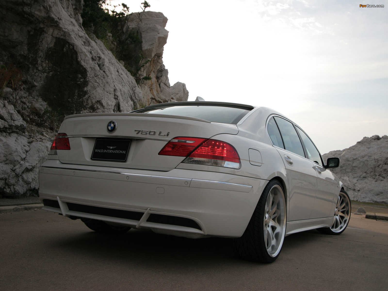 Images of WALD BMW 750Li (E66) 2005–08 (1600 x 1200)