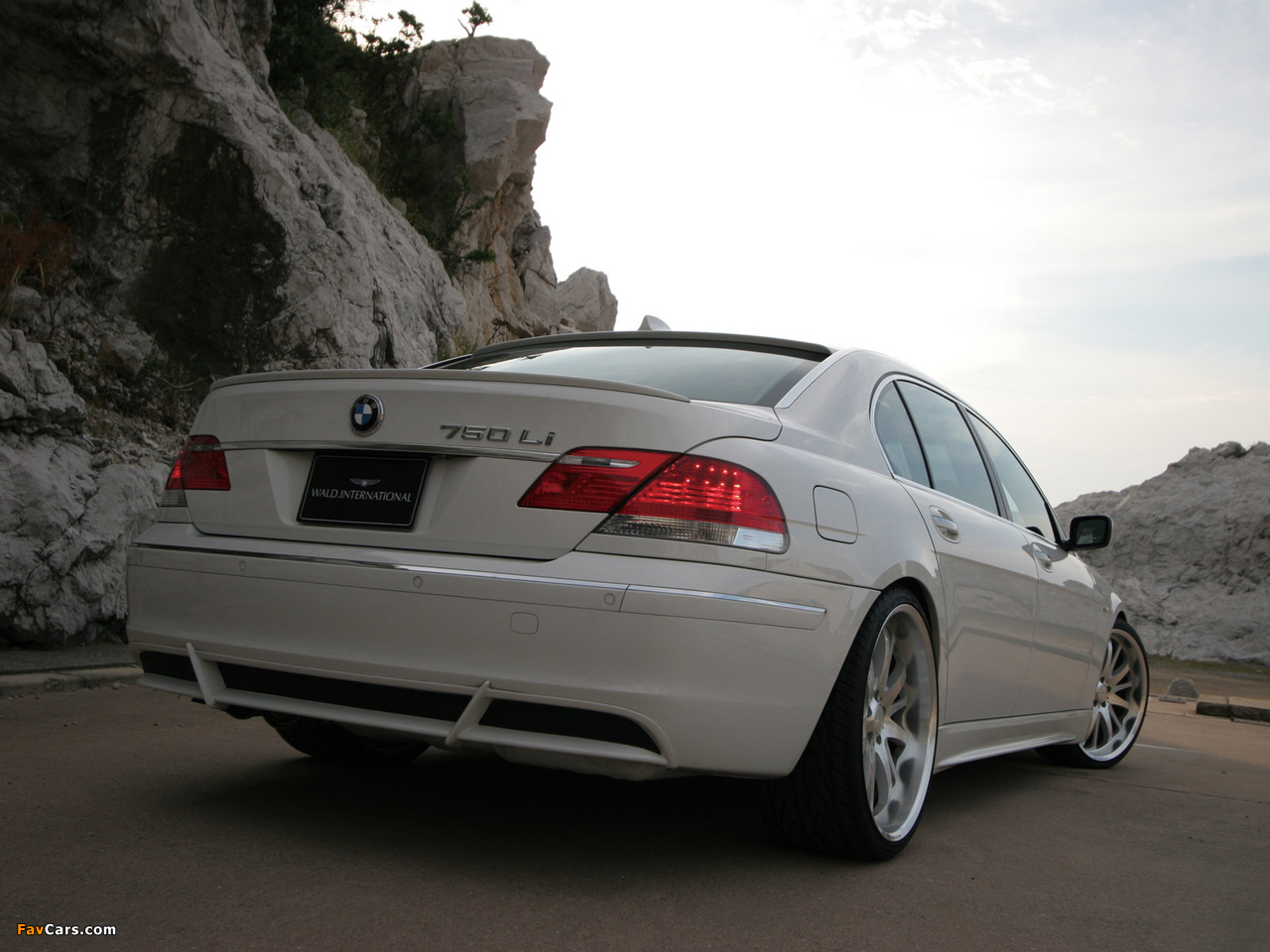 Images of WALD BMW 750Li (E66) 2005–08 (1280 x 960)