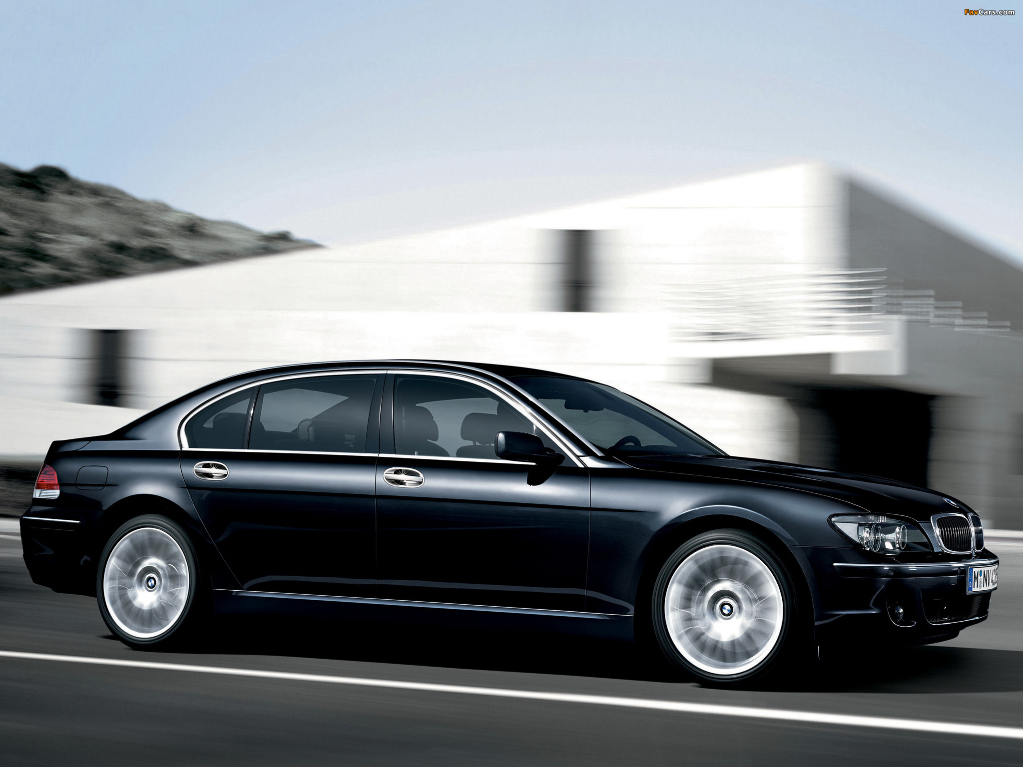 Images of BMW 7 Series 30th Anniversary Limited Edition (E66) 2007 (2048 x 1536)