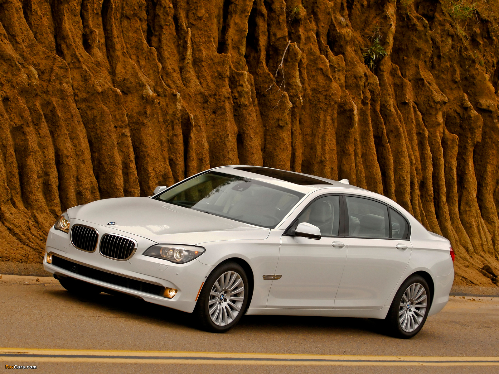 Images of BMW 750Li US-spec (F02) 2008 (1600 x 1200)