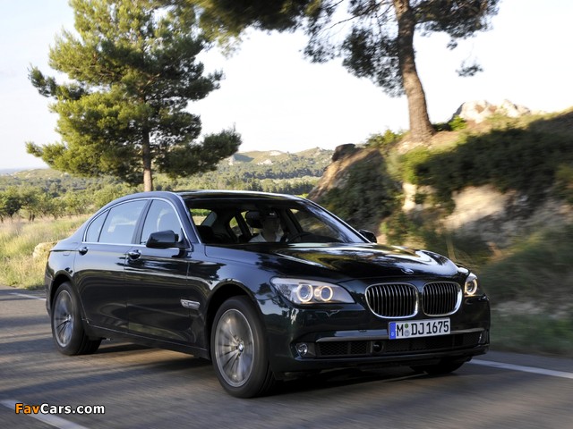 Images of BMW 750Li xDrive (F02) 2008–12 (640 x 480)