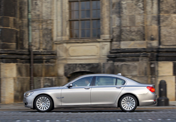 Images of BMW 750Li (F02) 2008