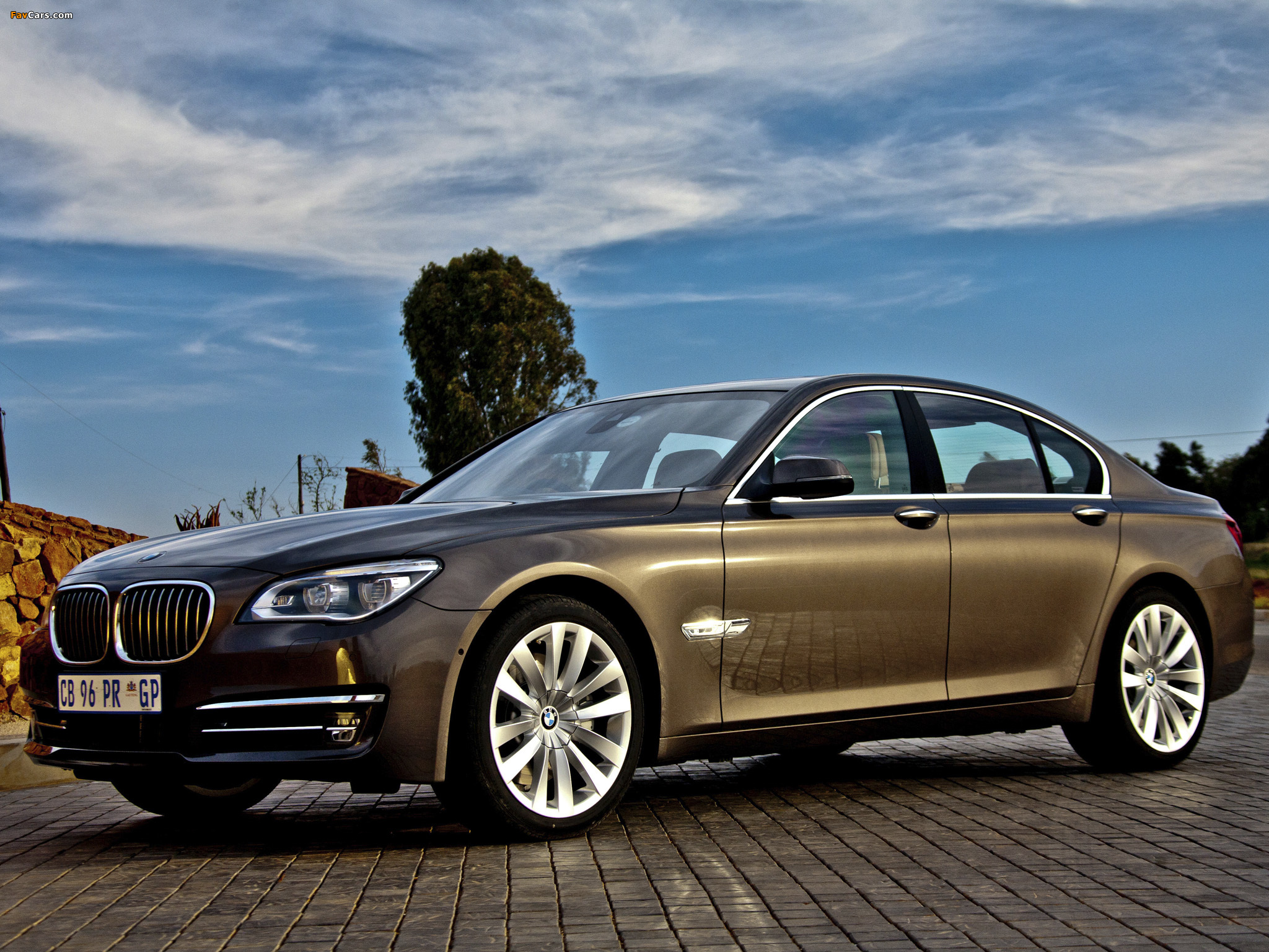 Images of BMW 750i ZA-spec (F01) 2012 (2048 x 1536)