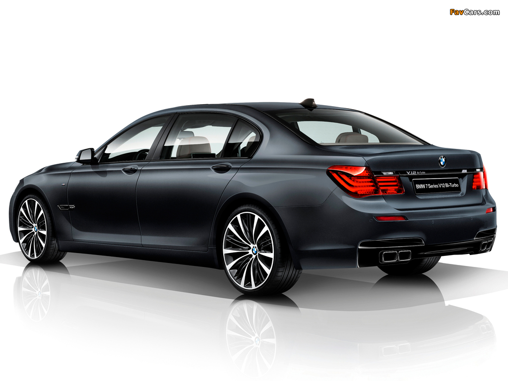 Images of BMW 7 Series V12 Bi-Turbo (F02) 2013 (1024 x 768)