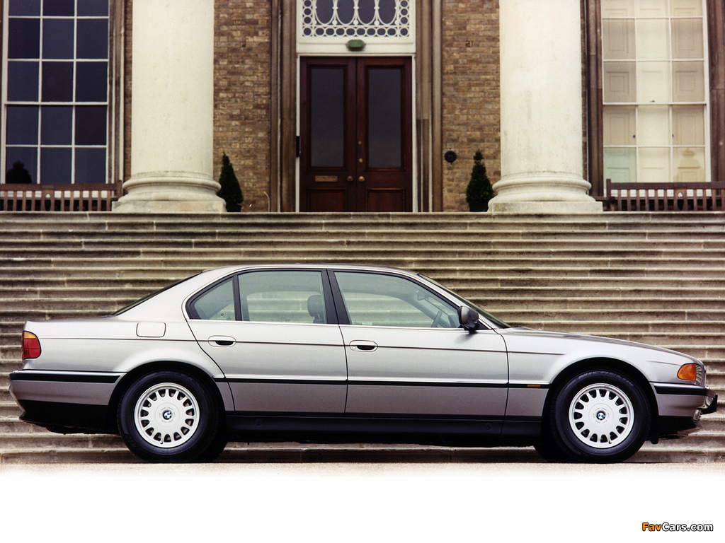 Images of BMW 740i UK-spec (E38) 1994–98 (1024 x 768)