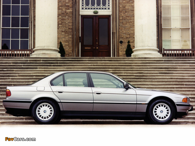 Images of BMW 740i UK-spec (E38) 1994–98 (640 x 480)