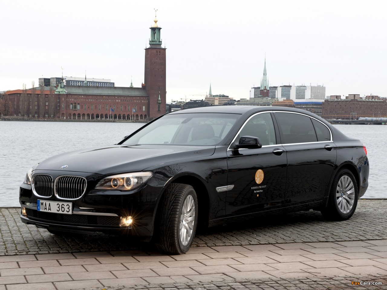 Images of BMW 7 Series (1280 x 960)