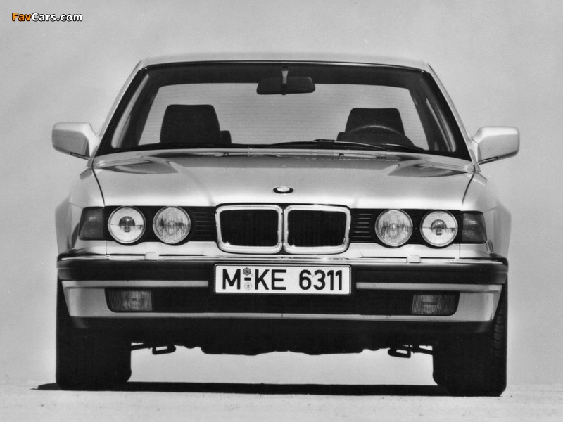 Photos of BMW 750iL (E32) 1987–94 (800 x 600)