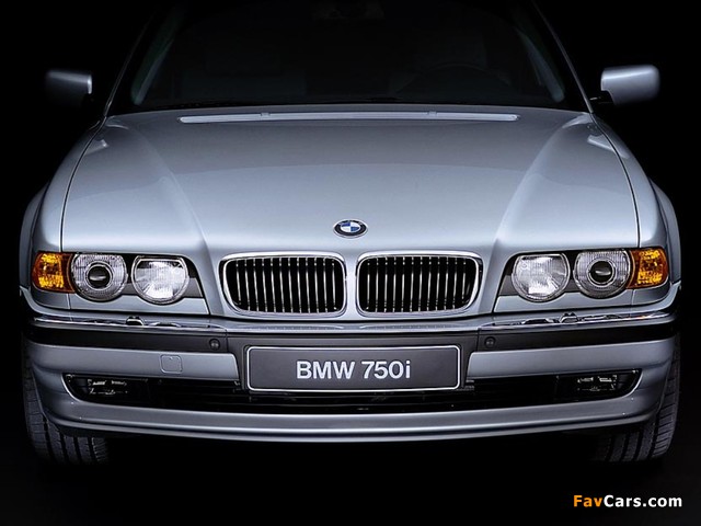 Photos of BMW 750i (E38) 1998–2001 (640 x 480)