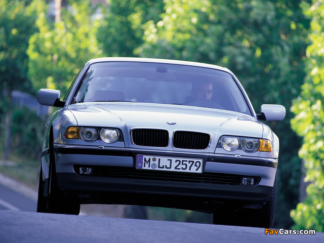 Photos of BMW 730d (E38) 1998–2001 (640 x 480)