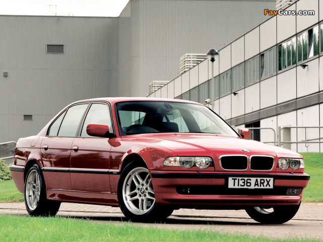 Photos of BMW 740i Sport Pack (E38) 1999–2001 (640 x 480)