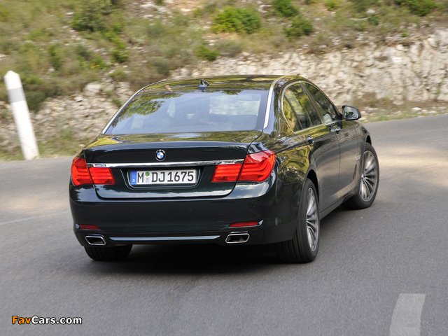 Photos of BMW 750Li xDrive (F02) 2008–12 (640 x 480)