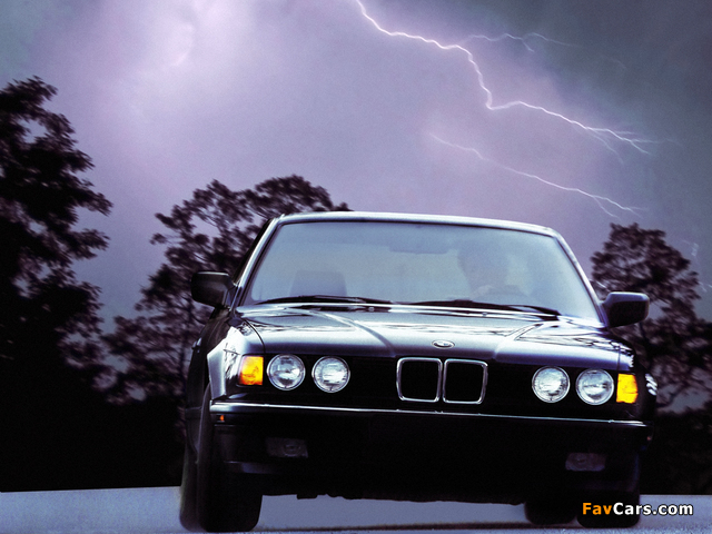 Pictures of BMW 735i US-spec (E32) 1986–92 (640 x 480)