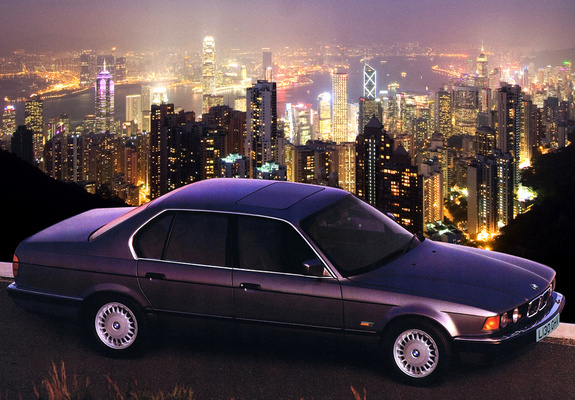 Pictures of BMW 730i V8 UK-spec (E32) 1992–94