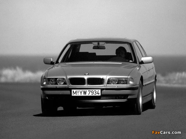Pictures of BMW 730i (E38) 1994–96 (640 x 480)