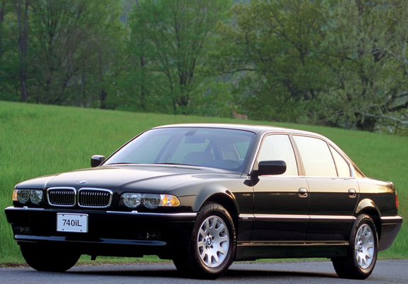 Pictures of BMW 740iL (E38) 1998–2001