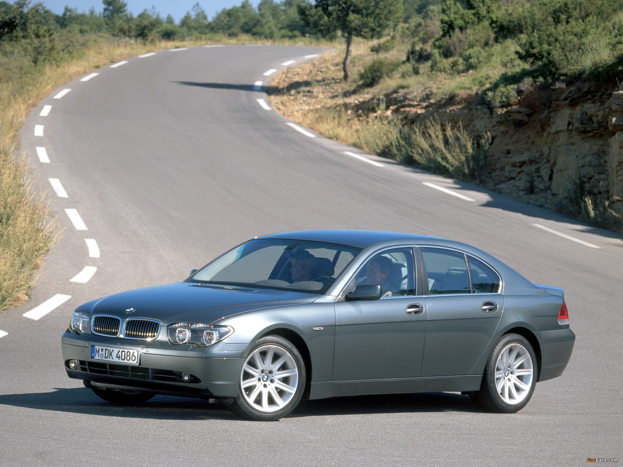 Pictures of BMW 7 Series (E65) 2001–05 (2048 x 1536)