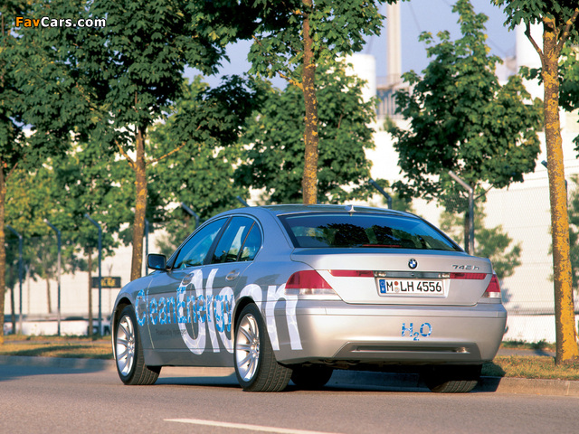 Pictures of BMW 745H CleanEnergy Concept (E65) 2002 (640 x 480)