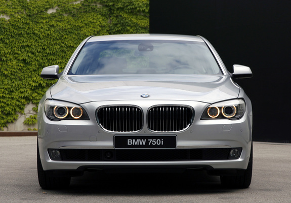 Pictures of BMW 750i (F01) 2008–12