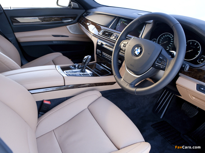 Pictures of BMW 750i ZA-spec (F01) 2012 (800 x 600)