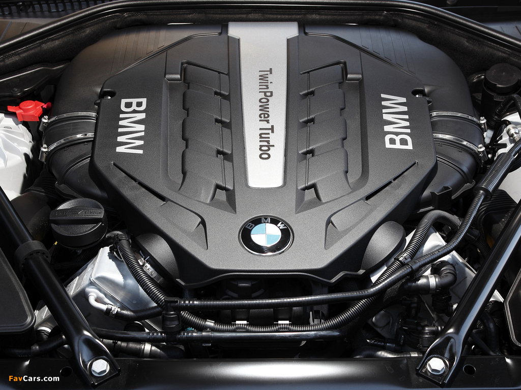 Pictures of BMW 750i AU-spec (F01) 2012 (1024 x 768)
