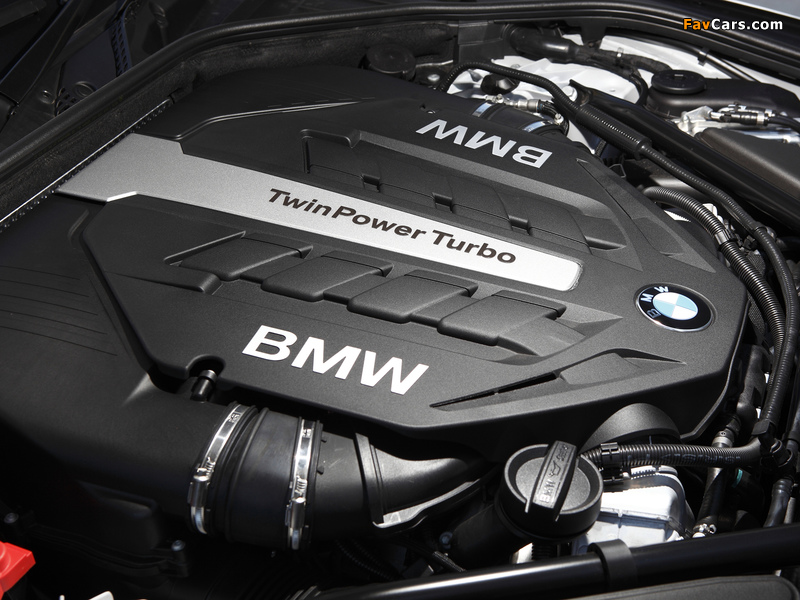 Pictures of BMW 750i AU-spec (F01) 2012 (800 x 600)