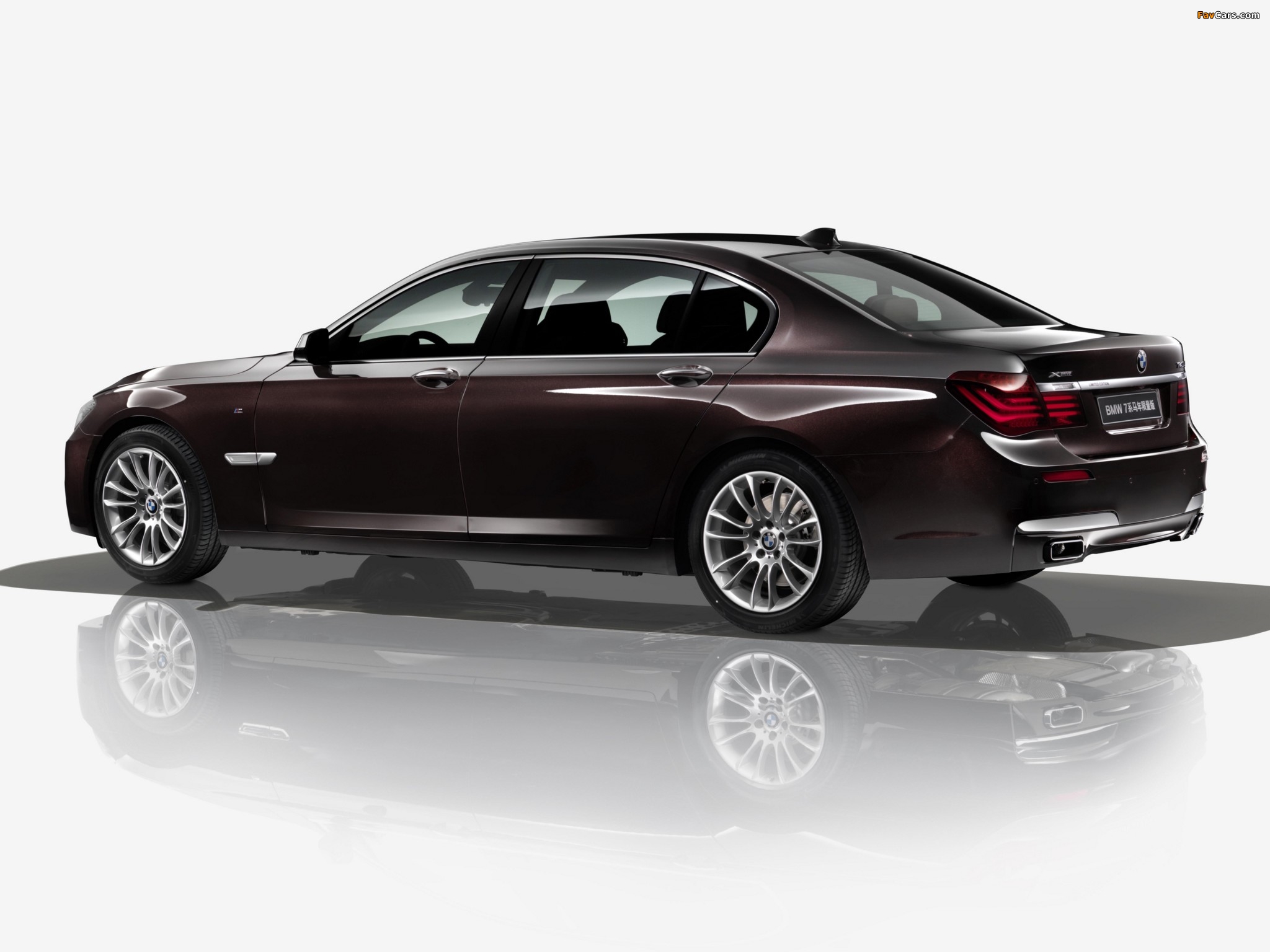 Pictures of BMW 740Li xDrive Horse Edition (F02) 2014 (2048 x 1536)