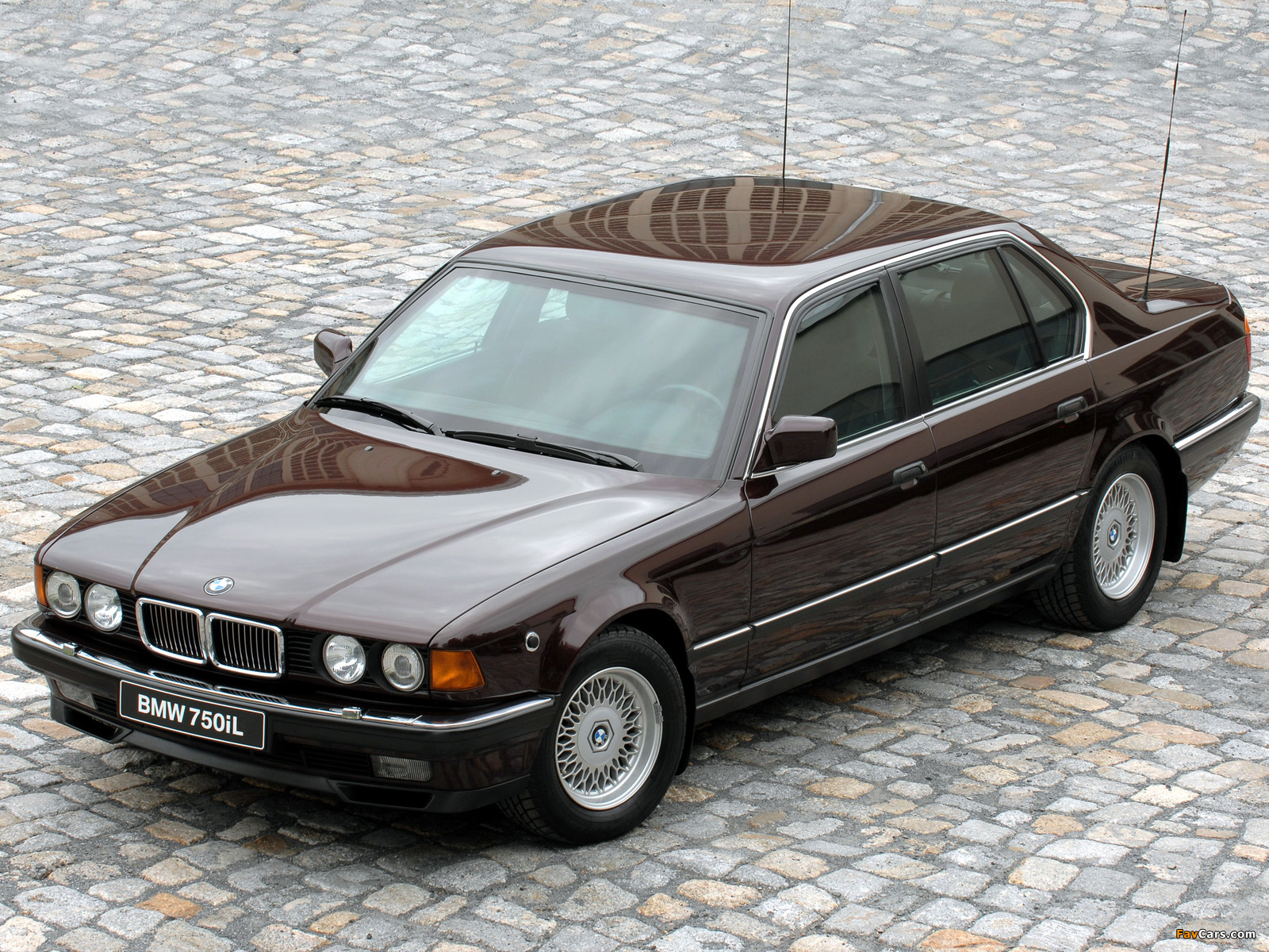 BMW 750iL Security (E32) 1987–94 wallpapers (1600 x 1200)