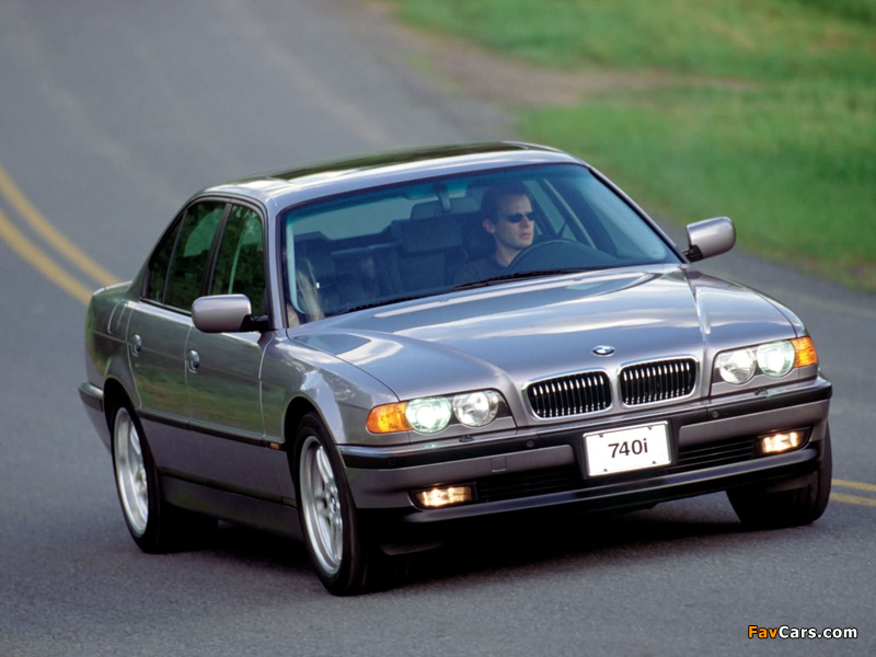 BMW 740i US-spec (E38) 1998–2001 wallpapers (800 x 600)