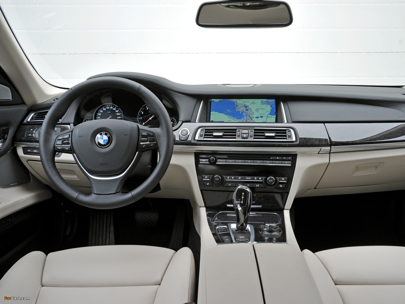 BMW 750i (F01) 2012 wallpapers (1600 x 1200)