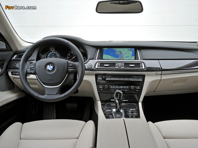 BMW 750i (F01) 2012 wallpapers (640 x 480)