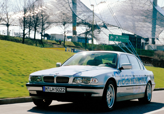 Photos of BMW 750hL CleanEnergy Concept (E38) 2000