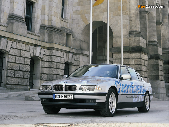 Pictures of BMW 750hL CleanEnergy Concept (E38) 2000 (640 x 480)