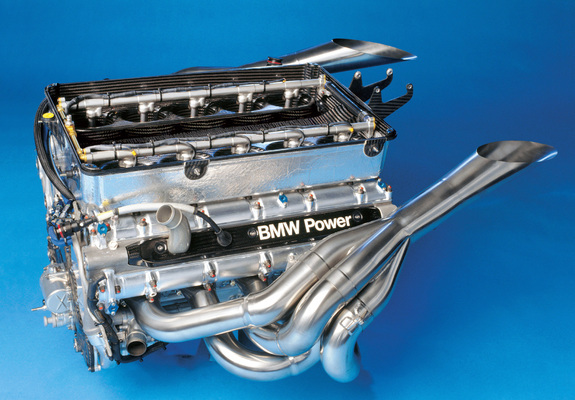 Engines BMW P82 pictures