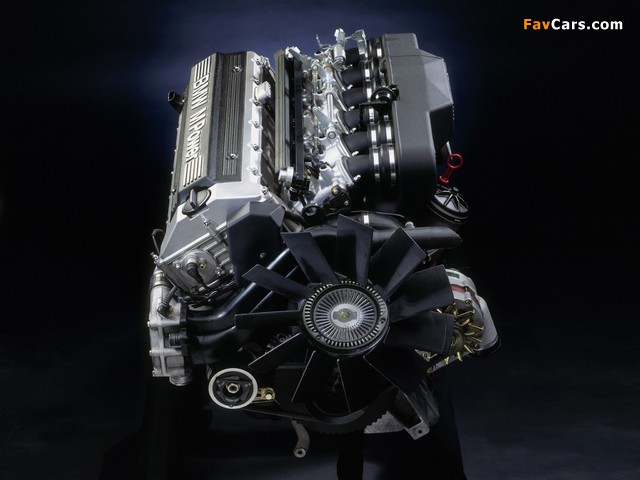 Images of Engines  BMW S38 B38 (640 x 480)