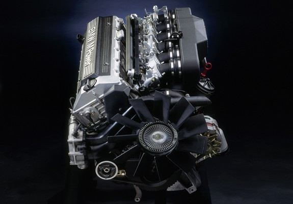 Images of Engines  BMW S38 B38
