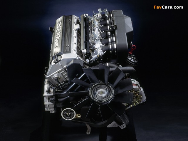 Engines BMW S38 B38 wallpapers (640 x 480)