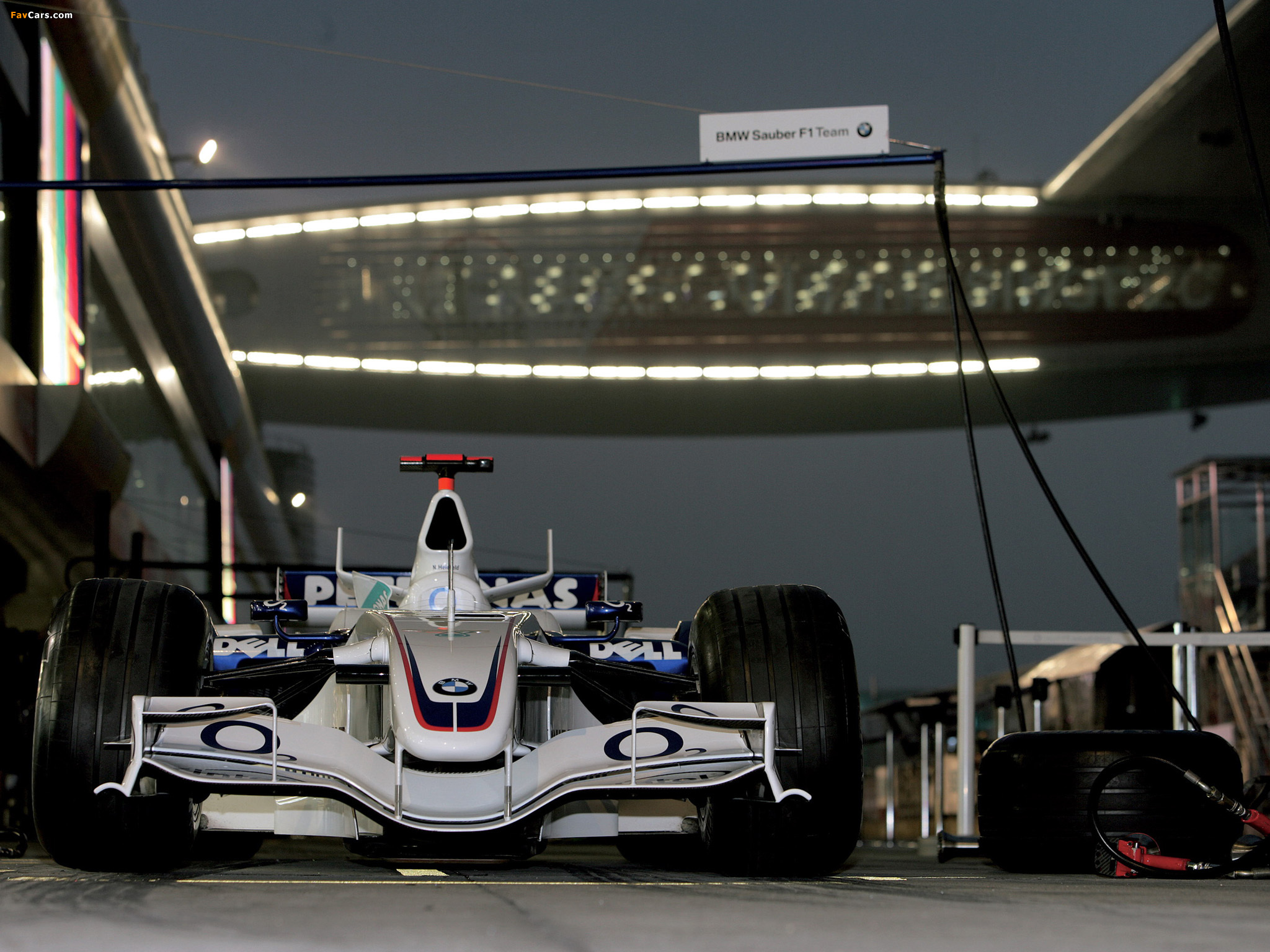 BMW Sauber F1-06 2006 images (2048 x 1536)