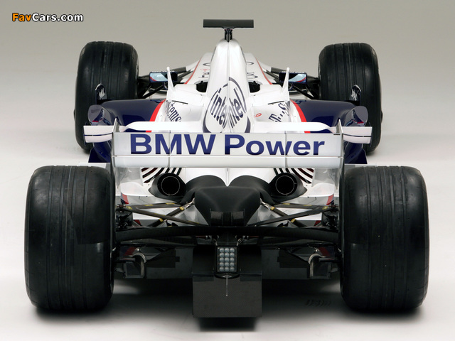 BMW Sauber F1-08 2008 pictures (640 x 480)